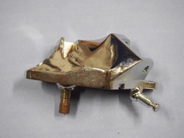 Fussrastenaufnahme vorne links für Suzuki LS650 Savage